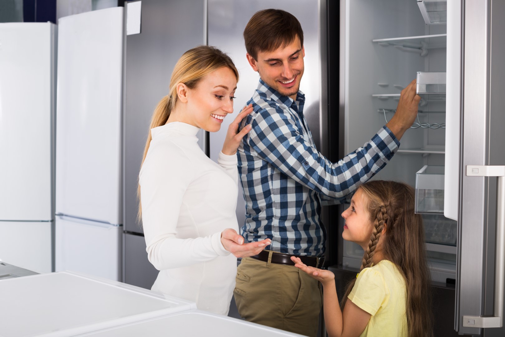 4 Things to Consider When Buying a New Refrigerator
