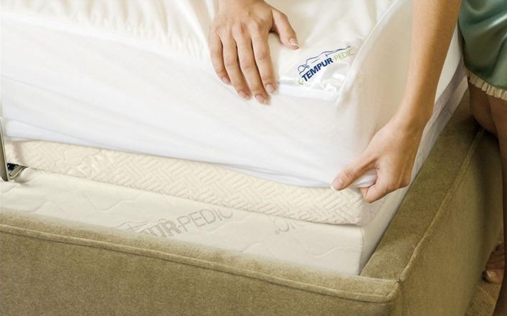 How to Properly Make a Bed in 6 Steps BrandSource Canada